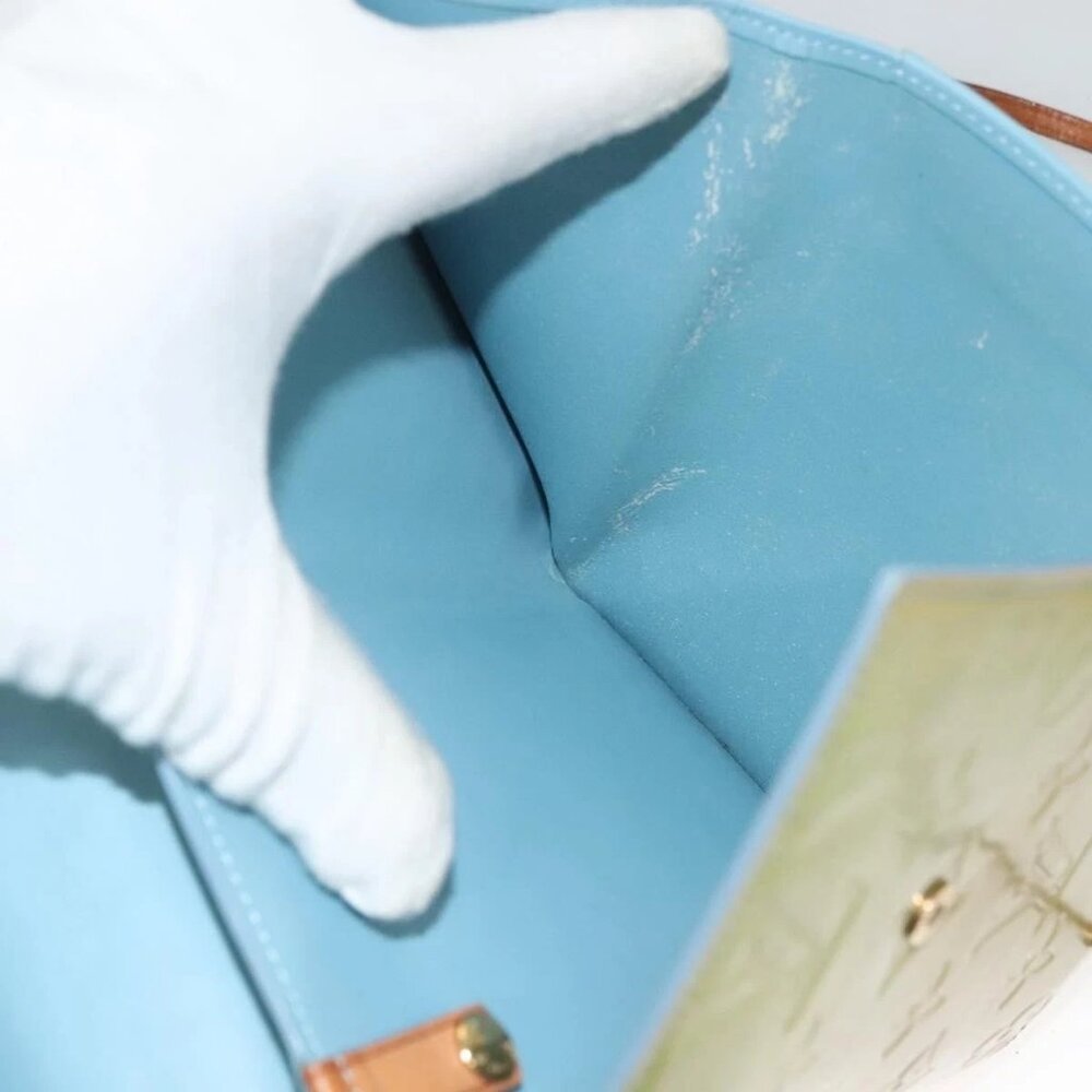 LOUIS VUITTON Monogram Vernis Walker Wallet Baby Blue - Picture 10 of 15